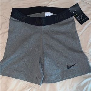 Brand new nike shorts small